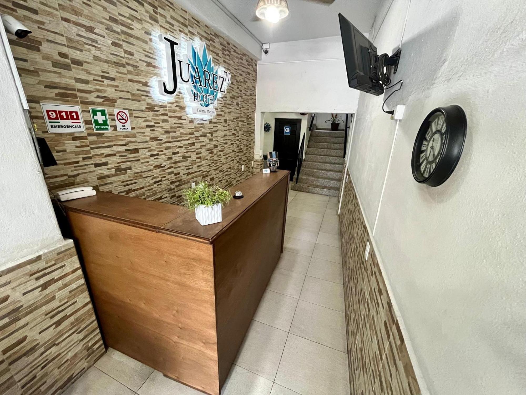 Hotel Juarez 70 Colima Buitenkant foto
